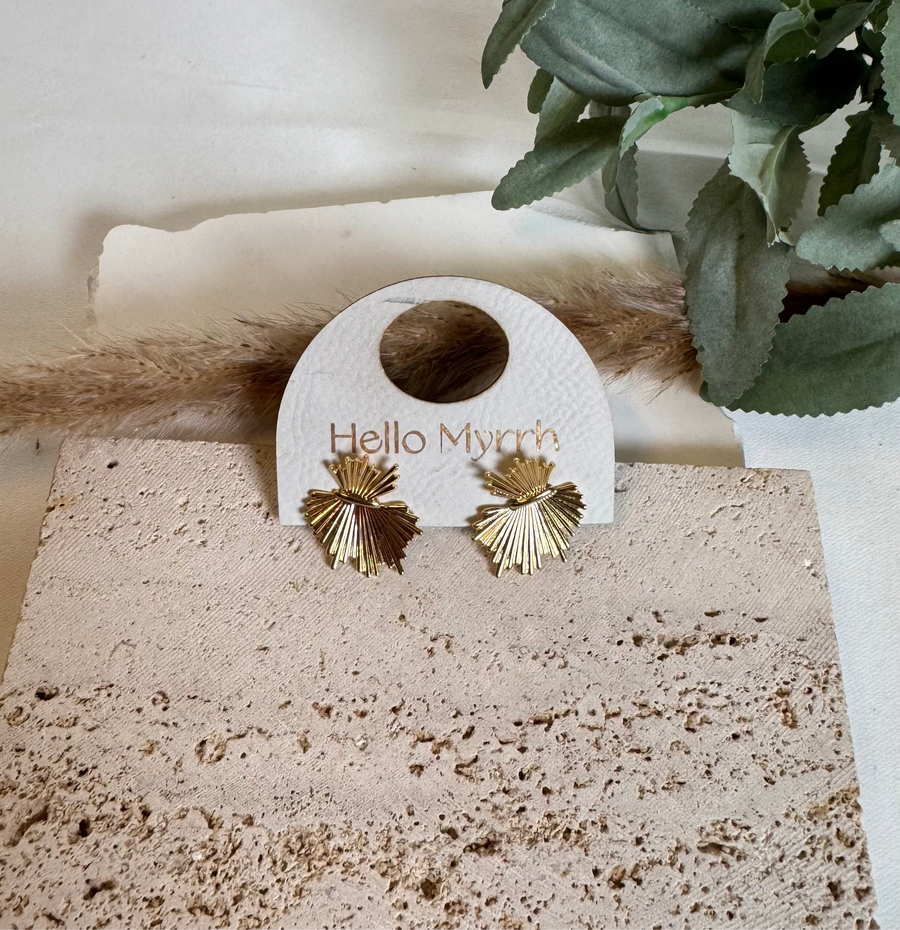Aura stud