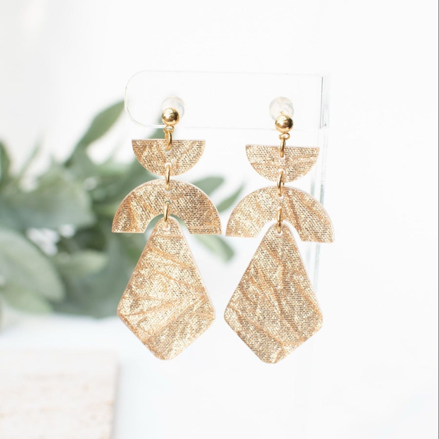 Daya - Gold Crush Earrings with Geometric Design