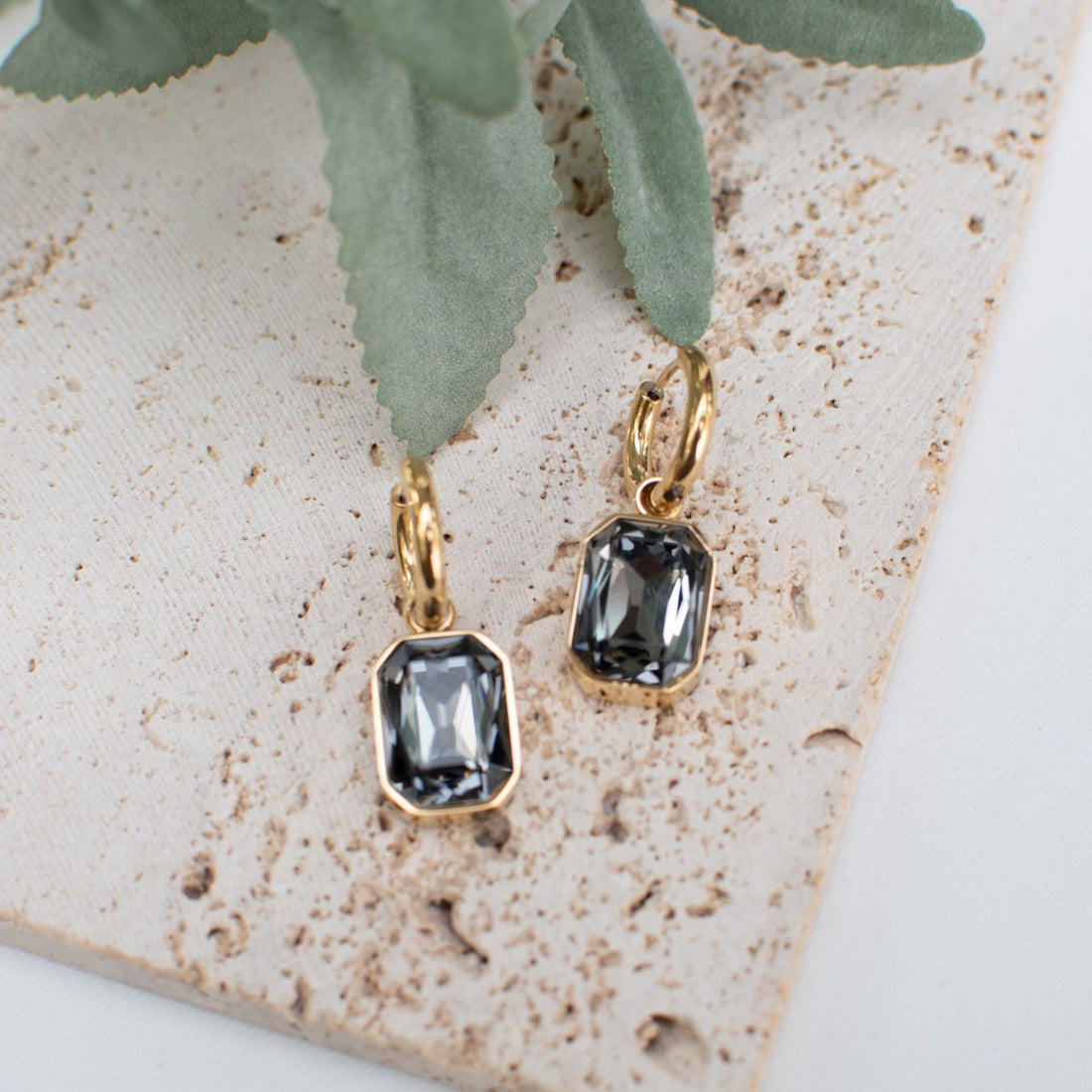 Onyx Eloise Earrings with Black Gems and Gold Setting